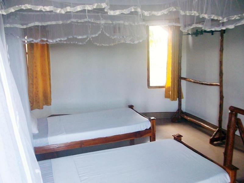 New Roy Guest House Kalkudah  Bagian luar foto