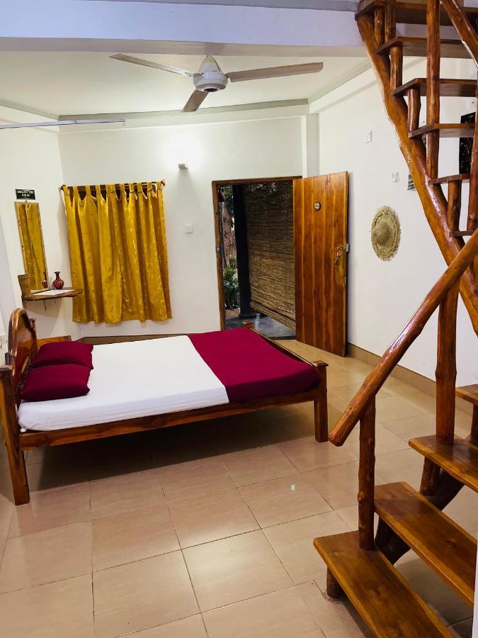New Roy Guest House Kalkudah  Bagian luar foto
